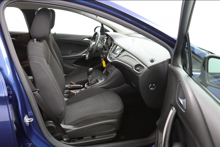 Opel Astra Sports Tourer 1.2 Bus. Edit.*CAMERA*ECC*CRUISE*NAVI*HAAK*PDC*