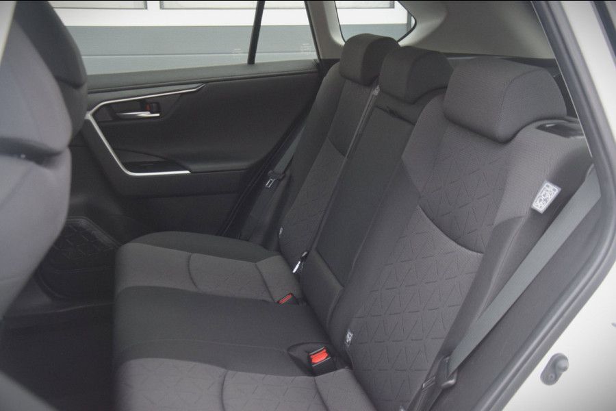 Toyota RAV4 2.0 VVT-iE Active Trekhaak 2000KG trekgewicht!