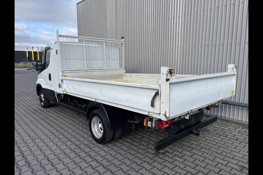 Iveco Daily 35C14 2.3*ECC*CRUISE*HAAK*KIPPER LIFT*3PERS*3500KG