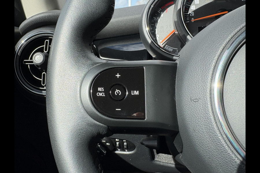 MINI Mini 1.5 Cooper Camden Edition 136pk Automaat | PDC | Navi | Cruise Control | Climate Control | Leer |