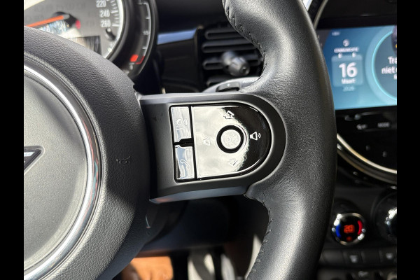 MINI Mini 1.5 Cooper Camden Edition 136pk Automaat | PDC | Navi | Cruise Control | Climate Control | Leer |
