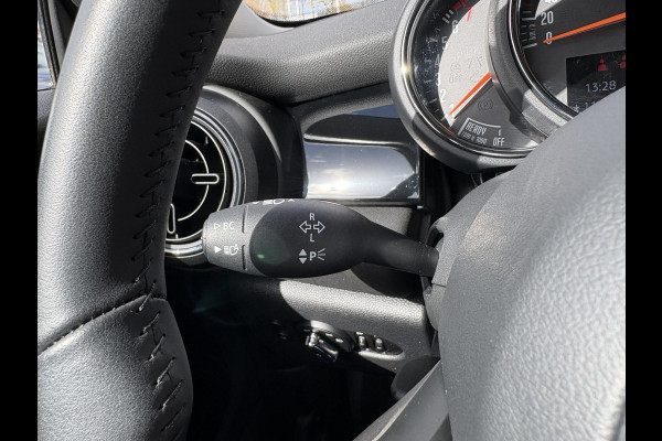 MINI Mini 1.5 Cooper Camden Edition 136pk Automaat | PDC | Navi | Cruise Control | Climate Control | Leer |