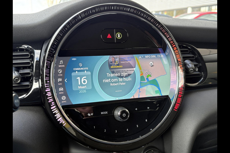 MINI Mini 1.5 Cooper Camden Edition 136pk Automaat | PDC | Navi | Cruise Control | Climate Control | Leer |