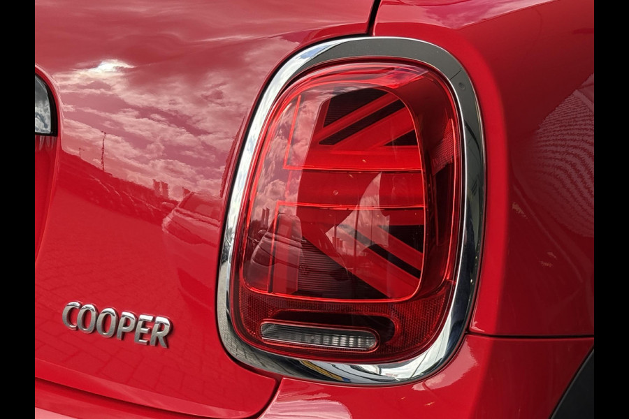 MINI Mini 1.5 Cooper Camden Edition 136pk Automaat | PDC | Navi | Cruise Control | Climate Control | Leer |