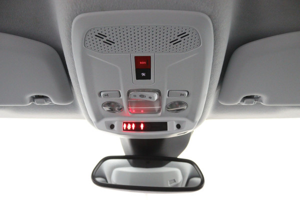 Peugeot 208 1.2 Allure*AUTOM*CARPLAY*ECC*CRUISE*NAVI*HAAK*CAM*