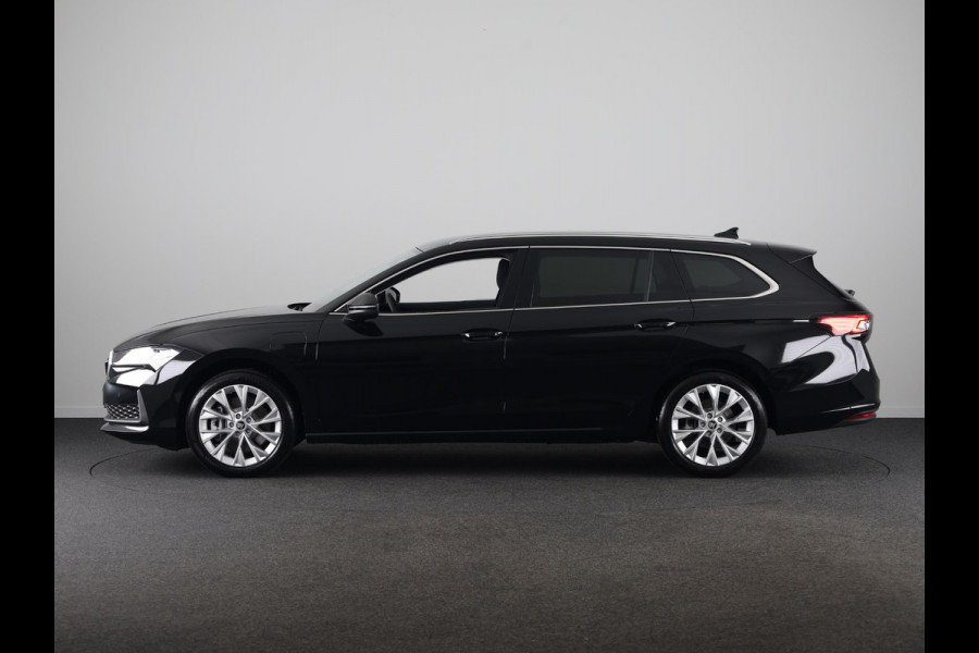 Škoda Superb Combi Business Edition PHEV 1.5 TSI 204 pk 6 versn. DSG | Trekhaak, wegklapbaar | Chrome pakket | Lichtmetalen velgen 18 inch Dofida zilver