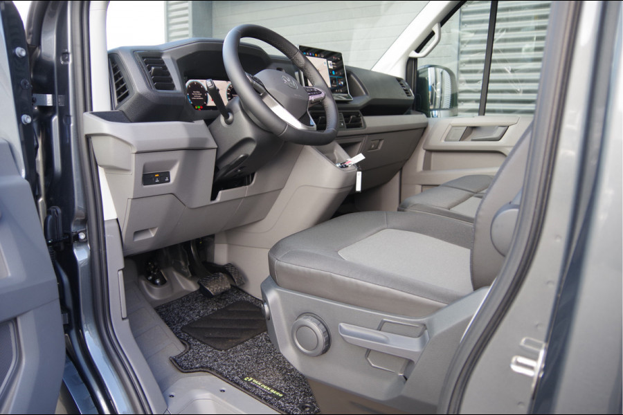 Volkswagen Crafter 35 2.0 TDI L3H3 AUT. 2X SCHUIFDEUR, FACELIFT, LED, TREKHAAK, CAMERA, NAVI, CRUISE, CLIMA, PARKEERSENSOREN