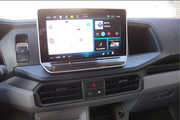 Volkswagen Crafter 35 2.0 TDI L3H3 AUT. 2X SCHUIFDEUR, FACELIFT, LED, TREKHAAK, CAMERA, NAVI, CRUISE, CLIMA, PARKEERSENSOREN