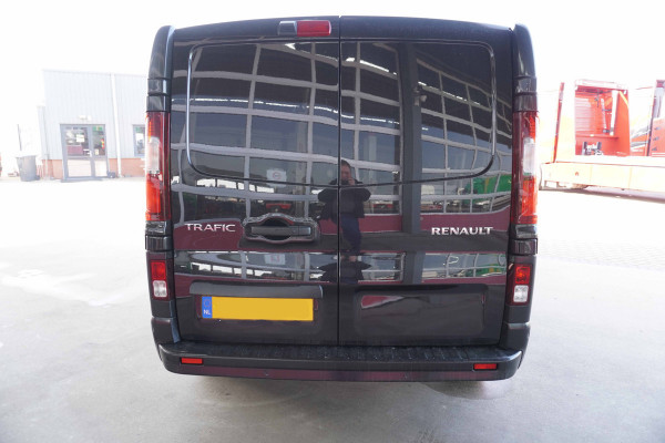 Renault Trafic 2.0 Blue dCi 170PK L2H1 Extra nr. V059 | Climate | Cruise | Navi | Camera | 17"LM velgen | All season