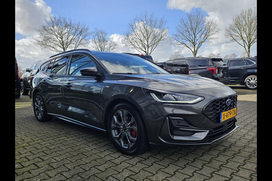 Ford FOCUS Wagon 1.0 EcoBoost Hybrid ST Line X Winterpack | Dode hoek detectie | Achteruitrijcamera | Adaptive cruise control | Digitaal display | PDC v + a etc.