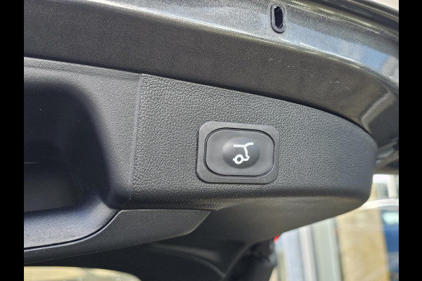 Ford FOCUS Wagon 1.0 EcoBoost Hybrid ST Line X Winterpack | Dode hoek detectie | Achteruitrijcamera | Adaptive cruise control | Digitaal display | PDC v + a etc.