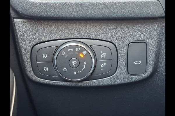 Ford FOCUS Wagon 1.0 EcoBoost Hybrid ST Line X Winterpack | Dode hoek detectie | Achteruitrijcamera | Adaptive cruise control | Digitaal display | PDC v + a etc.