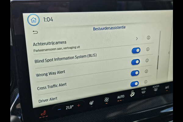 Ford FOCUS Wagon 1.0 EcoBoost Hybrid ST Line X Winterpack | Dode hoek detectie | Achteruitrijcamera | Adaptive cruise control | Digitaal display | PDC v + a etc.