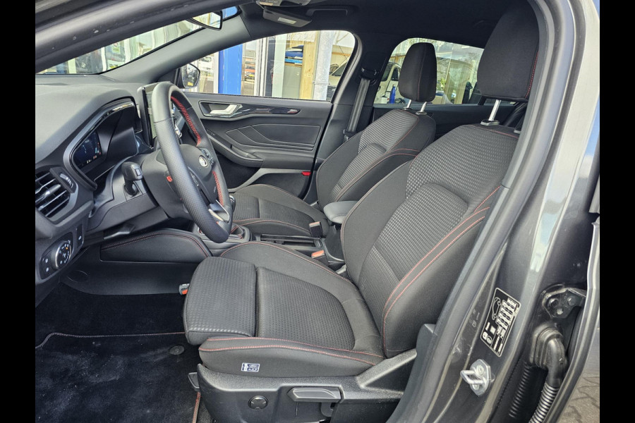 Ford FOCUS Wagon 1.0 EcoBoost Hybrid ST Line X Winterpack | Dode hoek detectie | Achteruitrijcamera | Adaptive cruise control | Digitaal display | PDC v + a etc.