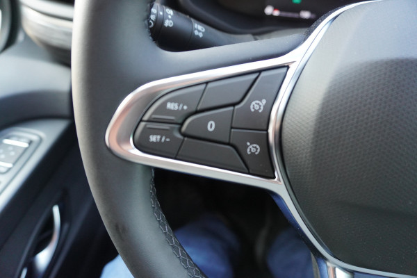 Renault Trafic 2.0 Blue dCi 170PK L2H1 Extra nr. V081 | Climate | Cruise | Navi | Camera | 17"LM velgen | All season