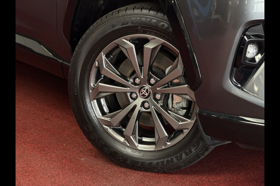 Toyota RAV4 2.5 Hybrid LED LEER CAMERA JBL ELEK.KLEP NAVI CAMERA 18''LMV ADAP.CRUISE ELEK.STOEL STUUR STOELVERW ✅2025✅ ✅ Top Auto's Wijchen , Al 30 Jaar verkoop van Toyota , Type's Launch / Executive / Dynamic / First Edition / Business / Zowel Phev / Hev / Benzine / met fabrieksgarantie ✅