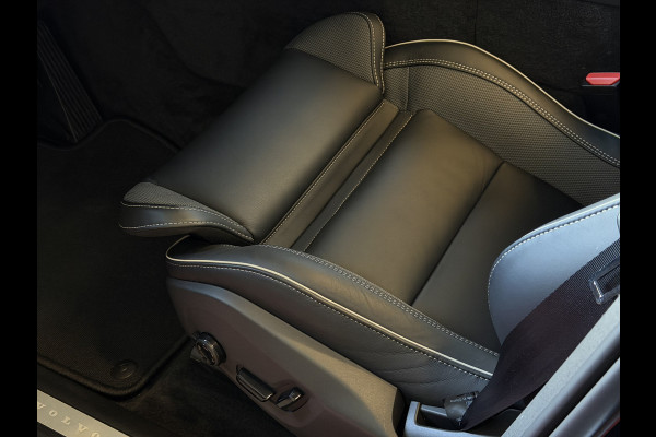 Volvo XC60 2.0 T8 455PK AWD BLACK EDITION HARMAN KARDON 360.CAM ELEK.TREKHAAK LEER SCHUIFDAK PHEV Plug in Hybrid ✅ Top Auto's Wijchen ,  Altijd een Ruim aanbod van Volvo's i  BUSINESS / CORE / BRIGHT / DARK / ULTRA DARK / PLUS DARK / BLACK EDITION  / ESSENTIAL / T6 / T8 ✅