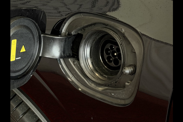 Volvo XC60 2.0 T8 455PK AWD BLACK EDITION HARMAN KARDON 360.CAM ELEK.TREKHAAK LEER SCHUIFDAK PHEV Plug in Hybrid ✅ Top Auto's Wijchen ,  Altijd een Ruim aanbod van Volvo's i  BUSINESS / CORE / BRIGHT / DARK / ULTRA DARK / PLUS DARK / BLACK EDITION  / ESSENTIAL / T6 / T8 ✅