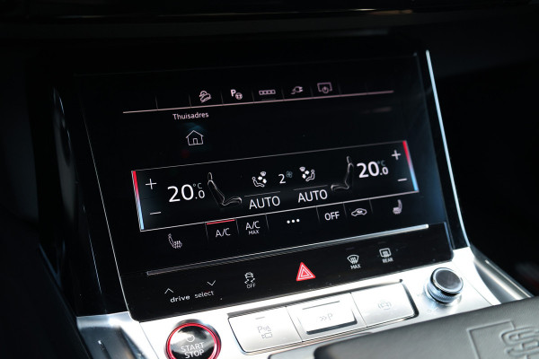 Audi Q8 e-tron S quattro SQ8 115 kWh | BTW | NAP | PANO | B&O | 360 | RS ZETELS | MATRIX | LUCHTVERING | MEMORY | KEYLESS |