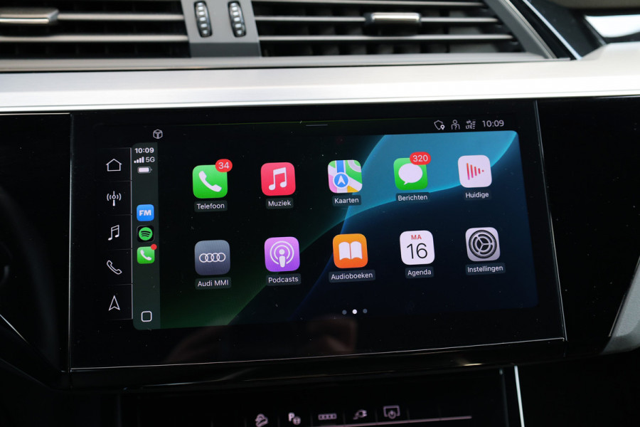 Audi Q8 e-tron S quattro SQ8 115 kWh | BTW | NAP | PANO | B&O | 360 | RS ZETELS | MATRIX | LUCHTVERING | MEMORY | KEYLESS |