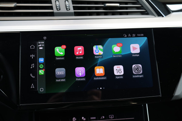 Audi Q8 e-tron S quattro SQ8 115 kWh | BTW | NAP | PANO | B&O | 360 | RS ZETELS | MATRIX | LUCHTVERING | MEMORY | KEYLESS |