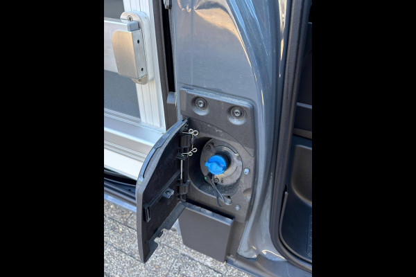 Iveco Daily 35S18HA L4H2 16M3 180PK KOELWAGEN KOELER KOEL KüHLWAGEN KüHLKOFFER FRIGO (ZIE OPMERKINGEN) NAVIGATIE ADAPTIVE CRUISE CONTROL LED  AIRCO ECC GEVEERDE BESTUURDERSSTOEL 270 GRADEN ACHTERDEUREN