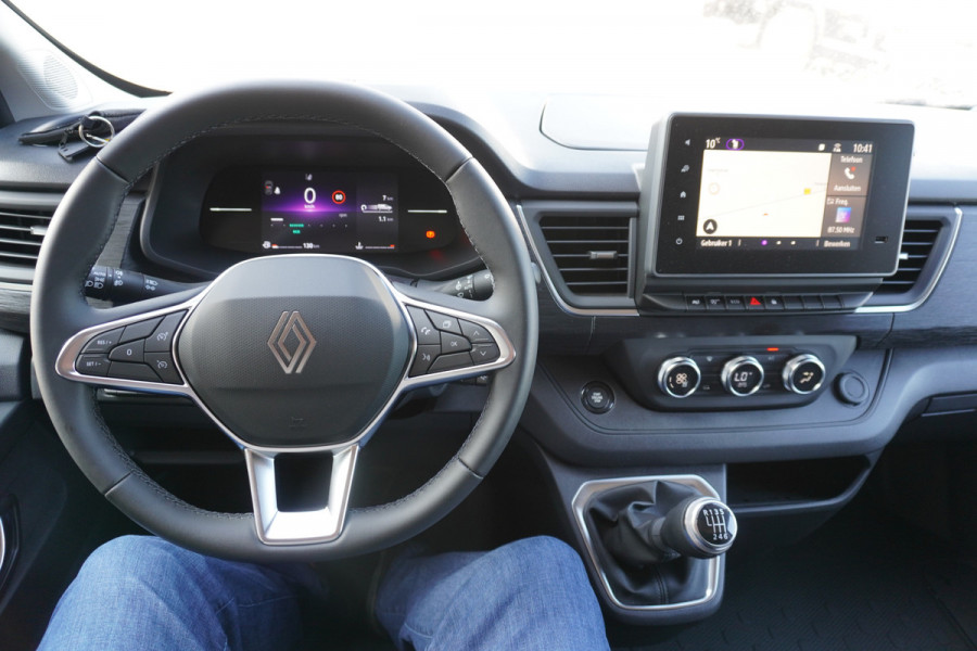 Renault Trafic 2.0 Blue dCi 170PK L2H1 Extra nr. V027 | Climate | Cruise | Navi | Camera | 17"LM velgen | All season