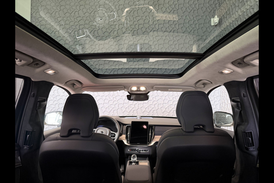Volvo XC90 2.0 T8 456 PK 12/25 Bowers & Wilkins LUCHTVERING 12/25 AWD 7P ULTRA DARK SCHUIFDAK ELEK.TREKHAAK SCHUIFDAK 21''LMV STOEL/STUUR.V PANORAMA STANDKACHEL HEADUP PHEV ✅Top Auto's Wijchen✅ 170 Nieuwe en bijna nieuwe Auto's met : Benzine /  PHEV / Plug in hybrid / Hybrid / Mild hybrid / HEV / Keuze uit Plus / /Ultra/ Bright / Dark / Black Edition /