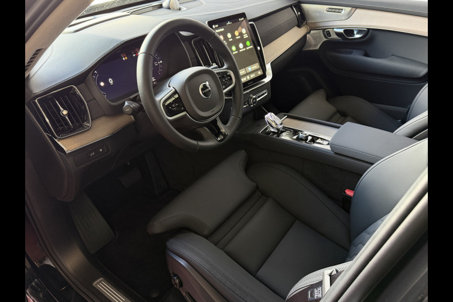 Volvo XC90 2.0 T8 456 PK 12/25 Bowers & Wilkins LUCHTVERING 12/25 AWD 7P ULTRA DARK SCHUIFDAK ELEK.TREKHAAK SCHUIFDAK 21''LMV STOEL/STUUR.V PANORAMA STANDKACHEL HEADUP PHEV ✅Top Auto's Wijchen✅ 170 Nieuwe en bijna nieuwe Auto's met : Benzine /  PHEV / Plug in hybrid / Hybrid / Mild hybrid / HEV / Keuze uit Plus / /Ultra/ Bright / Dark / Black Edition /