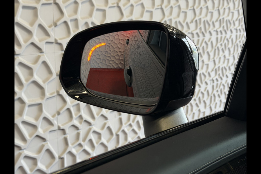 Volvo XC90 2.0 T8 456 PK 12/25 Bowers & Wilkins LUCHTVERING 12/25 AWD 7P ULTRA DARK SCHUIFDAK ELEK.TREKHAAK SCHUIFDAK 21''LMV STOEL/STUUR.V PANORAMA STANDKACHEL HEADUP PHEV ✅Top Auto's Wijchen✅ 170 Nieuwe en bijna nieuwe Auto's met : Benzine /  PHEV / Plug in hybrid / Hybrid / Mild hybrid / HEV / Keuze uit Plus / /Ultra/ Bright / Dark / Black Edition /