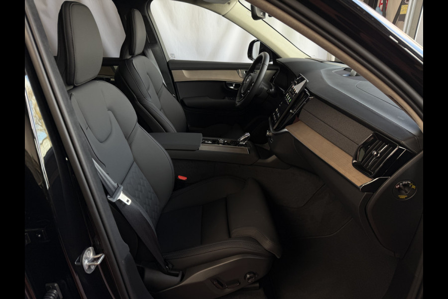 Volvo XC90 2.0 T8 456 PK 12/25 Bowers & Wilkins LUCHTVERING 12/25 AWD 7P ULTRA DARK SCHUIFDAK ELEK.TREKHAAK SCHUIFDAK 21''LMV STOEL/STUUR.V PANORAMA STANDKACHEL HEADUP PHEV ✅Top Auto's Wijchen✅ 170 Nieuwe en bijna nieuwe Auto's met : Benzine /  PHEV / Plug in hybrid / Hybrid / Mild hybrid / HEV / Keuze uit Plus / /Ultra/ Bright / Dark / Black Edition /