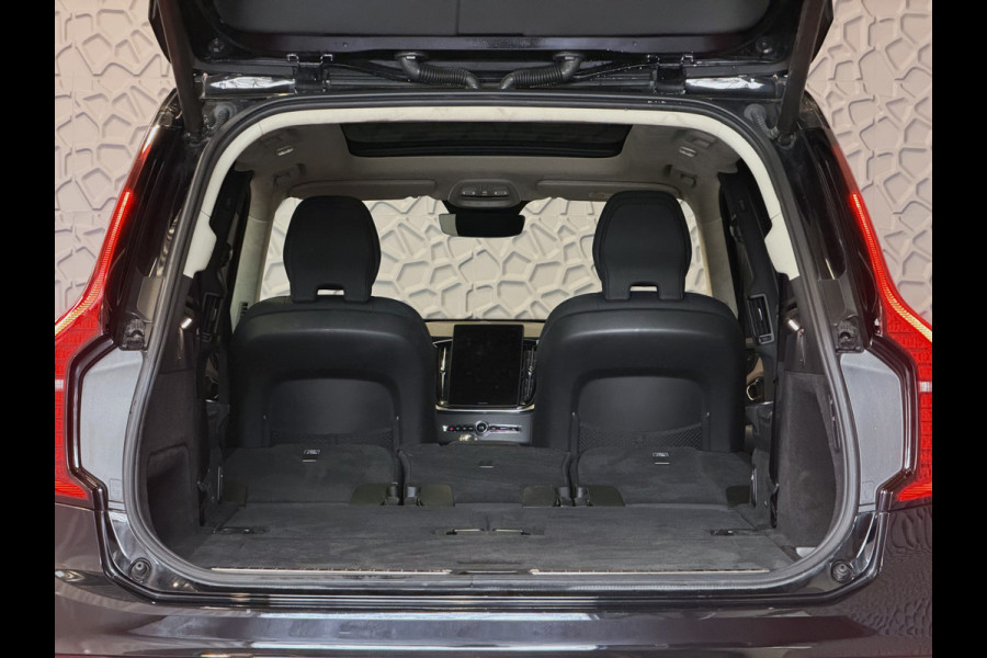 Volvo XC90 2.0 T8 456 PK 12/25 Bowers & Wilkins LUCHTVERING 12/25 AWD 7P ULTRA DARK SCHUIFDAK ELEK.TREKHAAK SCHUIFDAK 21''LMV STOEL/STUUR.V PANORAMA STANDKACHEL HEADUP PHEV ✅Top Auto's Wijchen✅ 170 Nieuwe en bijna nieuwe Auto's met : Benzine /  PHEV / Plug in hybrid / Hybrid / Mild hybrid / HEV / Keuze uit Plus / /Ultra/ Bright / Dark / Black Edition /