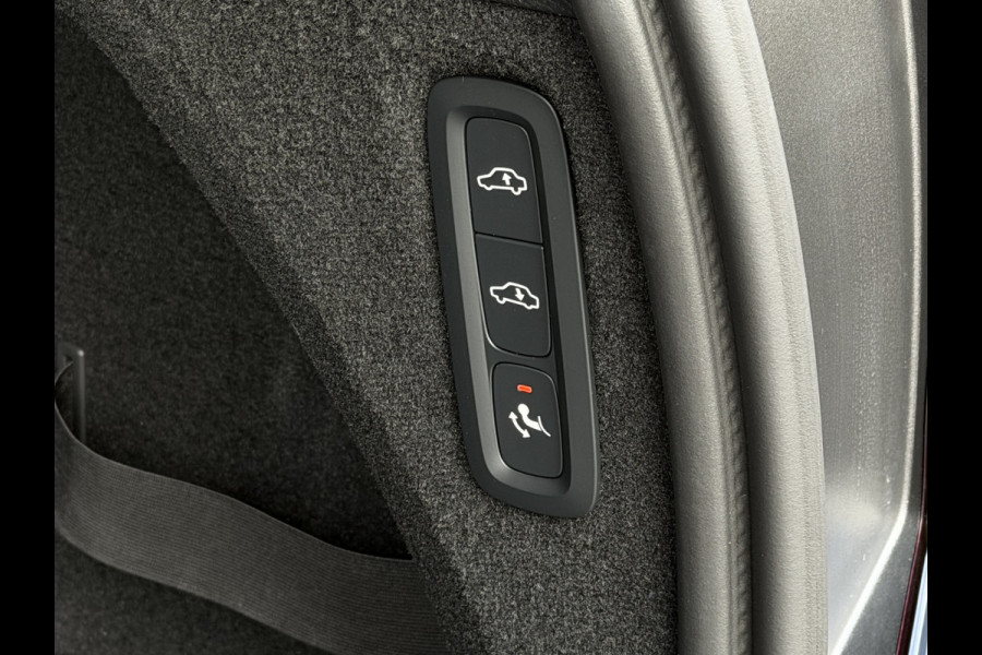 Volvo XC90 2.0 T8 456 PK 12/25 Bowers & Wilkins LUCHTVERING 12/25 AWD 7P ULTRA DARK SCHUIFDAK ELEK.TREKHAAK SCHUIFDAK 21''LMV STOEL/STUUR.V PANORAMA STANDKACHEL HEADUP PHEV ✅Top Auto's Wijchen✅ 170 Nieuwe en bijna nieuwe Auto's met : Benzine /  PHEV / Plug in hybrid / Hybrid / Mild hybrid / HEV / Keuze uit Plus / /Ultra/ Bright / Dark / Black Edition /