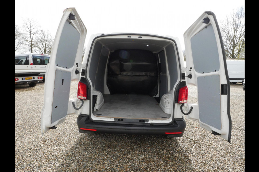 Volkswagen Transporter 2.0 TDI 110PK, L1H1, Airco