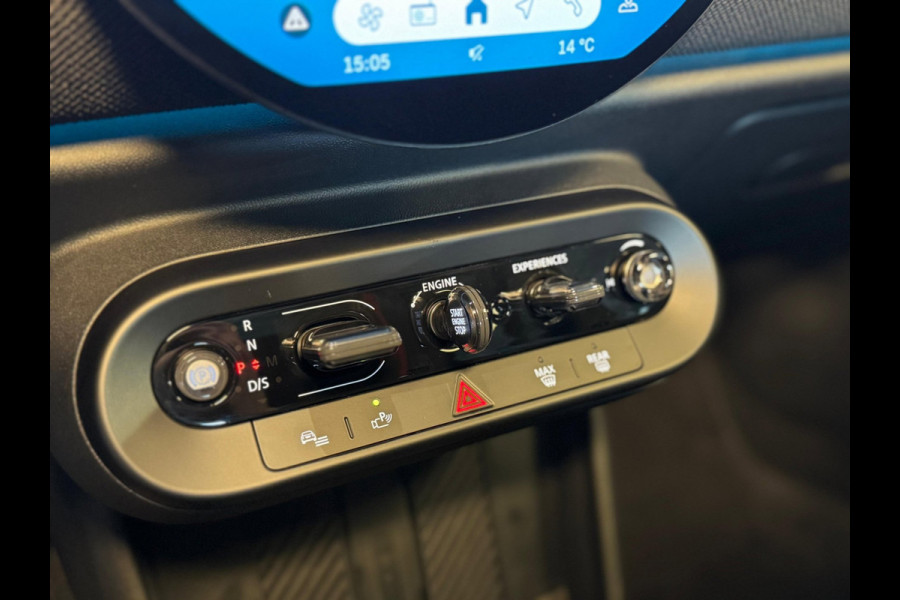 MINI Mini 1.5 Cooper C Classic M / JCW /Pano / Camera / HUD / Stoel/Stuur verwarming / Sfeerverlichting