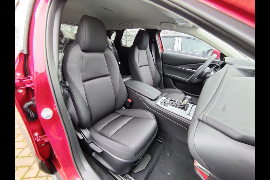 Mazda CX-30 2.0 e-SkyActiv-G Comfort Automaat | TREKHAAK | APPLE CARPLAY | CAMERA |