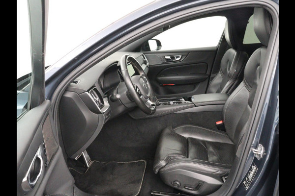 Volvo S60 2.0 Recharge T8 AWD R-Design | Panoramadak | Stoelventilatie | Head-Up | Leder | 360 Camera | Massage | Adaptive cruise | Trekhaak | Achterbankverwarming | Carplay | Harman/Kardon | PHEV | Plug In