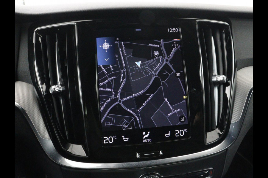 Volvo S60 2.0 Recharge T8 AWD R-Design | Panoramadak | Stoelventilatie | Head-Up | Leder | 360 Camera | Massage | Adaptive cruise | Trekhaak | Achterbankverwarming | Carplay | Harman/Kardon | PHEV | Plug In