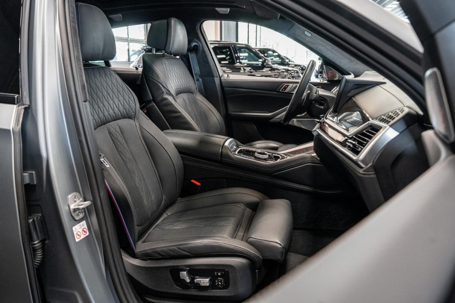 BMW X6 M60i xDrive *M-Sport Pro / Bowers & Wilkins / Massage / Panorama / Soft-Close*