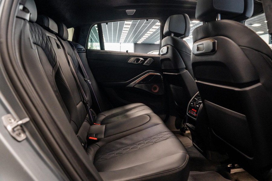 BMW X6 M60i xDrive *M-Sport Pro / Bowers & Wilkins / Massage / Panorama / Soft-Close*