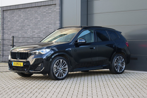 BMW X1 xDrive30e | M-SPORT | NAP! | PANO | H/K AUDIO | HUD | MEMORY | 20'' | KEYLESS | LED ADAPTIEF |
