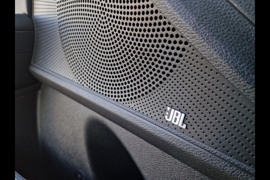 Kia Ceed 1.0 T-GDi MHEV Design Edition Automaat | Tot € 1.250,- extra inruil tijdens dit Paasweekend! | JBL | Key-Less | Stoelverwarming | Dodehoek | PDC | LED |