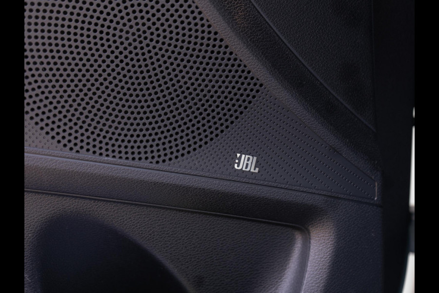 Kia Ceed Sportswagon 1.0 T-GDi Design Edition l Navigatie l Stoel en stuurwielverwarming l EL. kofferklep l JBL premium Sound