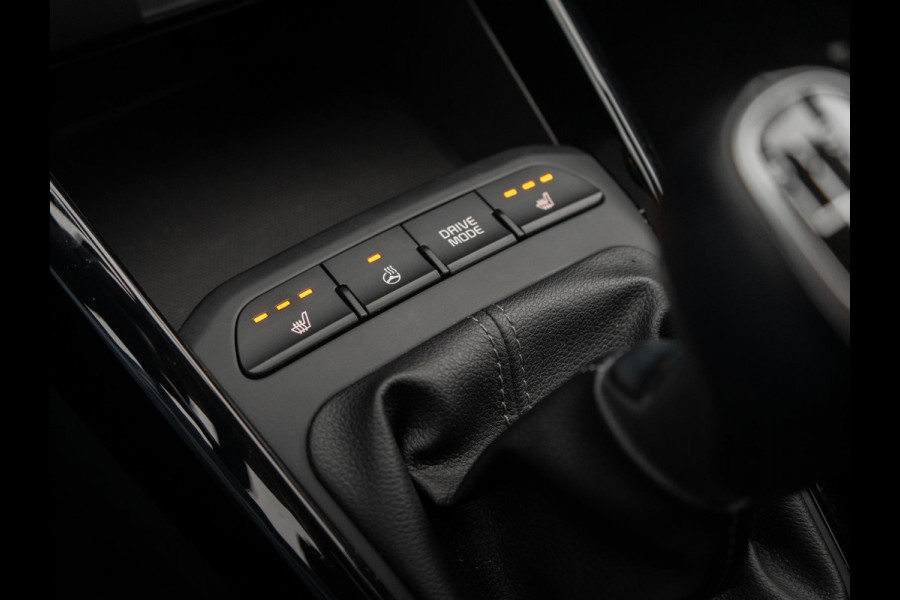 Kia Stonic 1.0 T-GDi MHEV DynamicPlusLine | Keyless entry | Navigatie | PDC  | Clima |