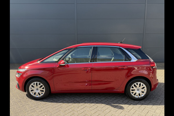 Citroën C4 Picasso 130pk Selection (Trekhaak - Automatische Airco - Navigatie - Apple Carplay - Parkeersensoren)