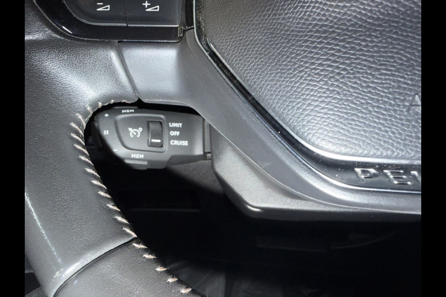 Peugeot 5008 1.2 PureTech Allure Pack Business 7P. Garantie 360 Camera Carplay Keyless Cruise Navi Clima Lane Led Dab Rijklaar