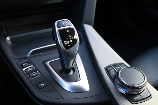 BMW 4 Serie Coupé 420i High Executive | M-SPORT | NAP | HUD | ADAPTIVE LED | LEDER | HIFI AUDIO |