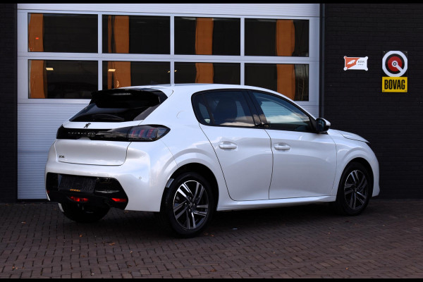 Peugeot 208 1.2 PureTech 100PK Allure Pack | Carplay | Camera | Adapt. Cruise | 3D Dash | Stoelverw. | Incl. garantie