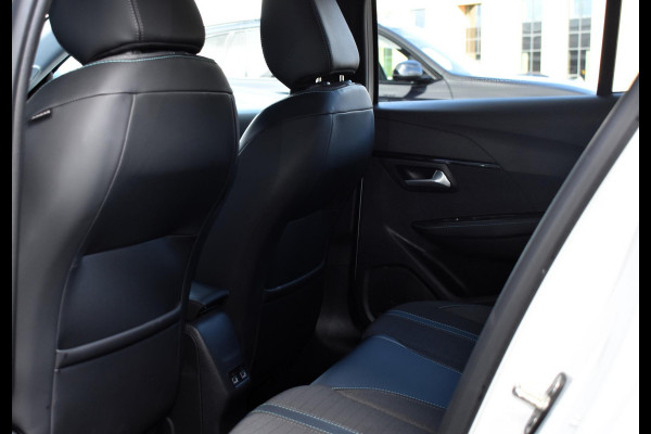 Peugeot 208 1.2 PureTech 100PK Allure Pack | Carplay | Camera | Adapt. Cruise | 3D Dash | Stoelverw. | Incl. garantie
