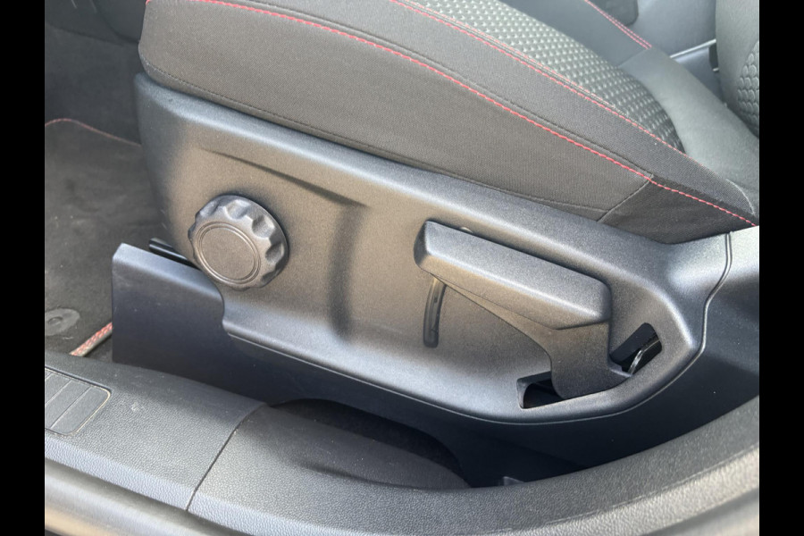 Ford Kuga 2.5 FHEV ST-Line | 190pk | Winterpack | Achteruitrijcamera | SYNC 4 Navigatie | All Weatherbanden | Geen stekker nodig